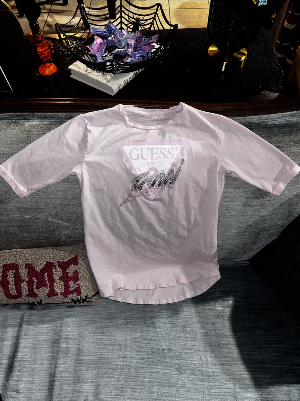 GUESS Light Pink Icon Logo Short Sleeve Tee